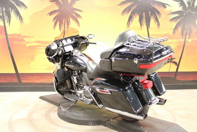 2019 Harley-Davidson FLHTK - Ultra Limited Base