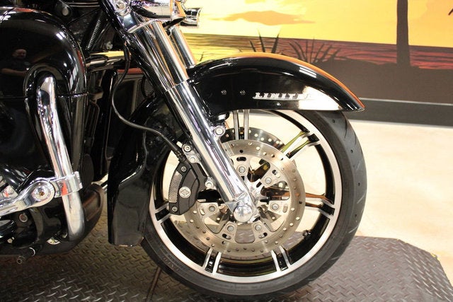 2023 Harley-Davidson FLHTK - Ultra Limited Base