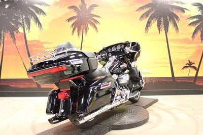 2023 Harley-Davidson FLHTK - Ultra Limited Base