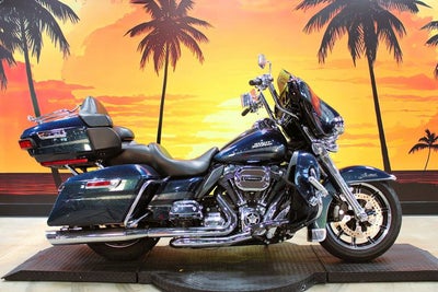 2016 Harley-Davidson FLHTK - Ultra Limited Base
