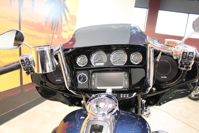 2016 Harley-Davidson FLHTK - Ultra Limited Base