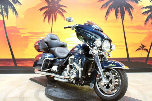 2016 Harley-Davidson FLHTK - Ultra Limited Base