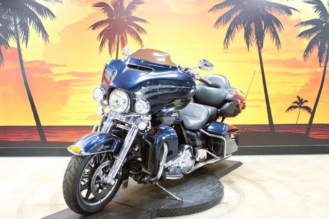 2016 Harley-Davidson FLHTK - Ultra Limited Base