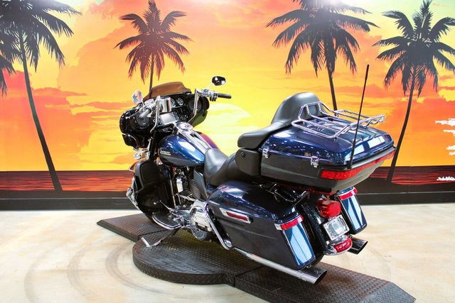 2016 Harley-Davidson FLHTK - Ultra Limited Base