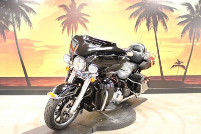 2015 Harley-Davidson FLHTK - Ultra Limited Base