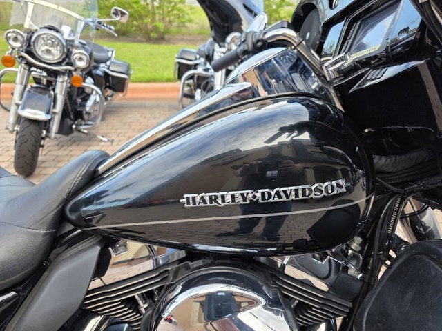 2015 Harley-Davidson FLHTK - Ultra Limited Base