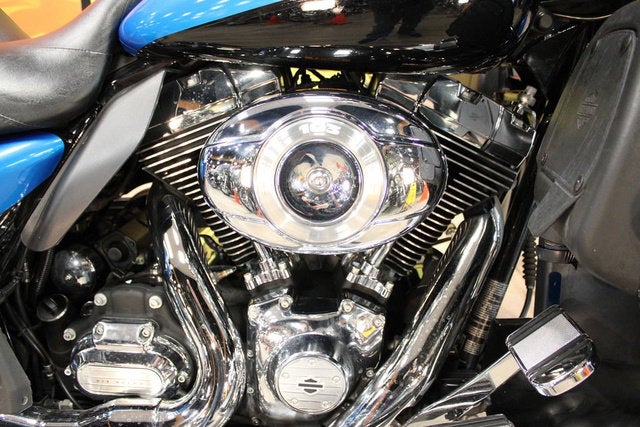 2012 Harley-Davidson Touring FLHTK - Electra Glide Ultra Limited