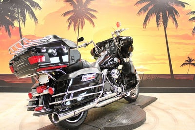 2013 Harley-Davidson FLHTK - Electra Glide Ultra Limited Base