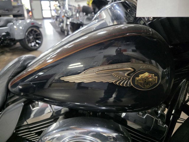 2013 Harley-Davidson FLHTK - Electra Glide Ultra Limited Base