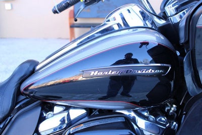 2017 Harley-Davidson FLTRU - Road Glide Ultra Base