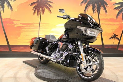 2025 Harley-Davidson FLTRX - Road Glide Base