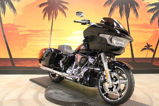 2025 Harley-Davidson FLTRX - Road Glide Base