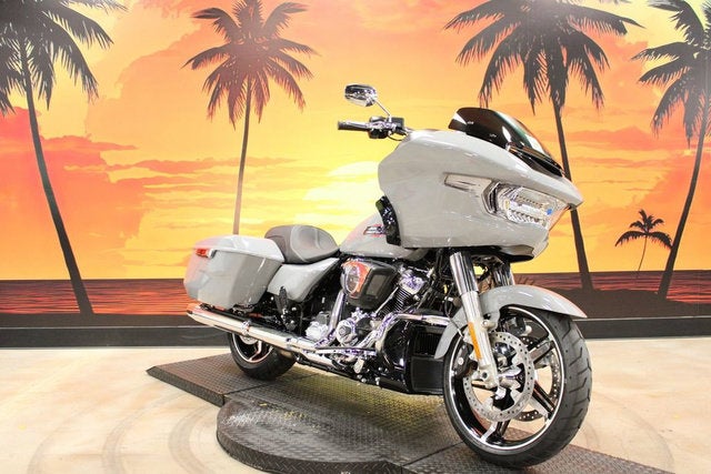 2026 Harley-Davidson FLTRX - Road Glide Base