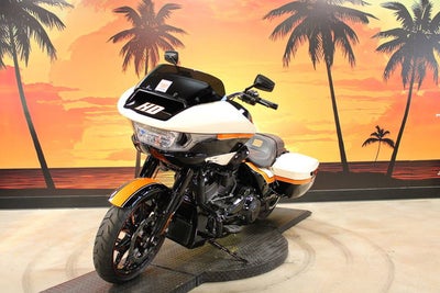 2025 Harley-Davidson FLTRX - Road Glide Base