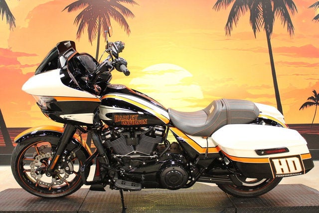 2025 Harley-Davidson FLTRX - Road Glide Base