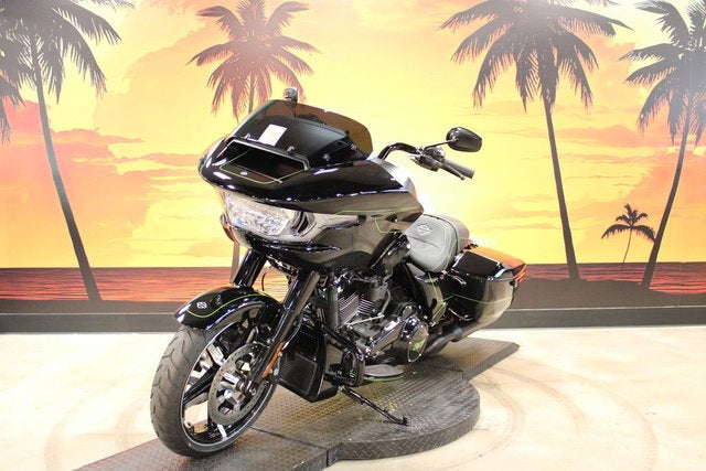 2026 Harley-Davidson FLTRX - Road Glide Base