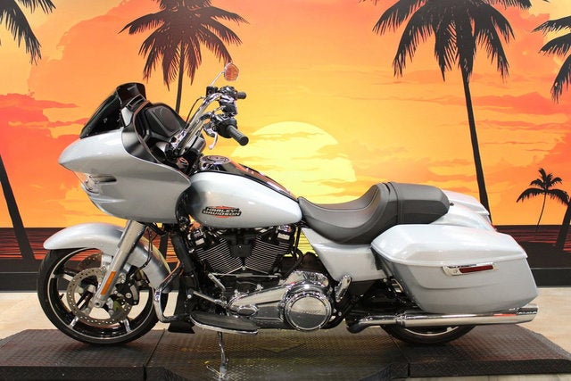 2025 Harley-Davidson FLTRX - Road Glide Base