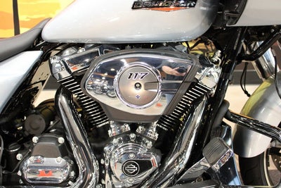 2025 Harley-Davidson FLTRX - Road Glide Base