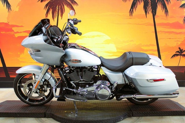 2025 Harley-Davidson FLTRX - Road Glide Base