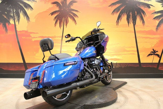 2025 Harley-Davidson FLTRX - Road Glide Base