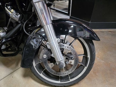 2022 Harley-Davidson FLTRX - Road Glide Base