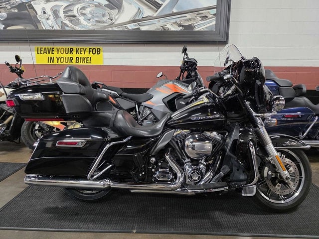 2016 Harley-Davidson FLHTKL - Ultra Limited Low Base