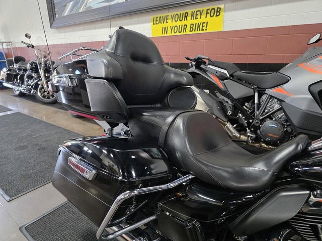 2016 Harley-Davidson FLHTKL - Ultra Limited Low Base