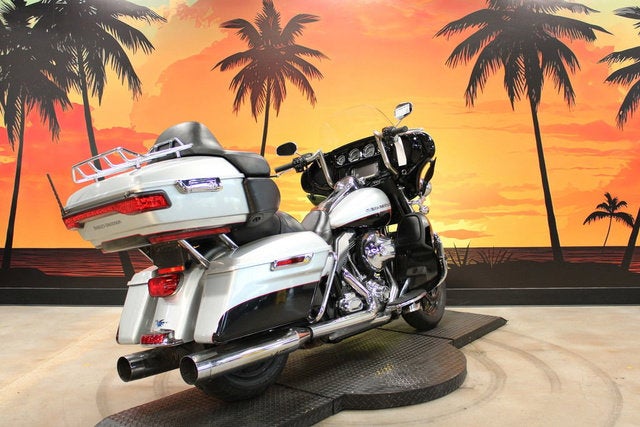 2015 Harley-Davidson FLHTKL - Ultra Limited Low Base