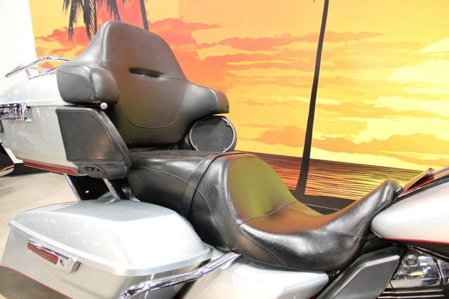 2015 Harley-Davidson FLHTKL - Ultra Limited Low Base