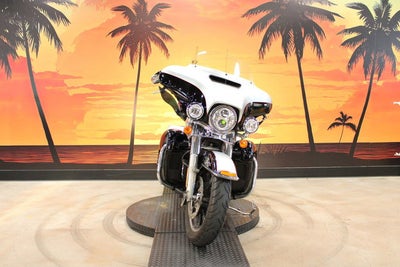 2015 Harley-Davidson FLHTKL - Ultra Limited Low Base