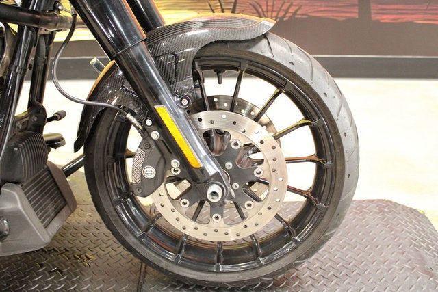2018 Harley-Davidson FLHXS - Street Glide Special Base