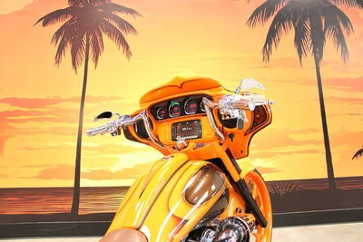 2014 Harley-Davidson Street Glide FLHXS - Special