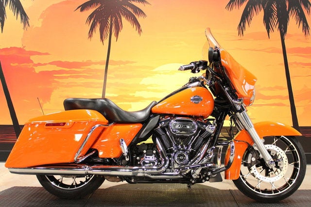 2023 Harley-Davidson Street Glide FLHXS - Special