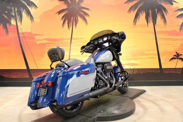 2023 Harley-Davidson FLHXS - Street Glide Special Base