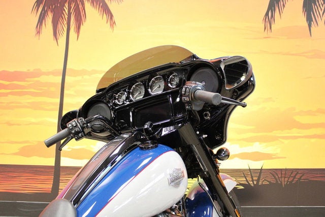 2023 Harley-Davidson FLHXS - Street Glide Special Base