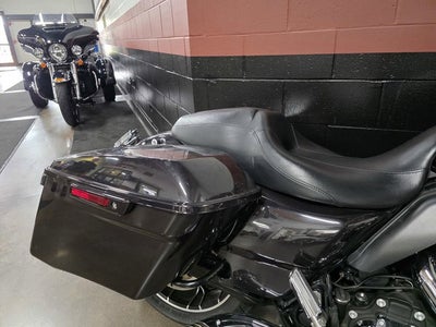2021 Harley-Davidson FLHXS - Street Glide Special Base