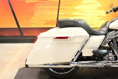 2022 Harley-Davidson FLTRXS - Road Glide Special Base