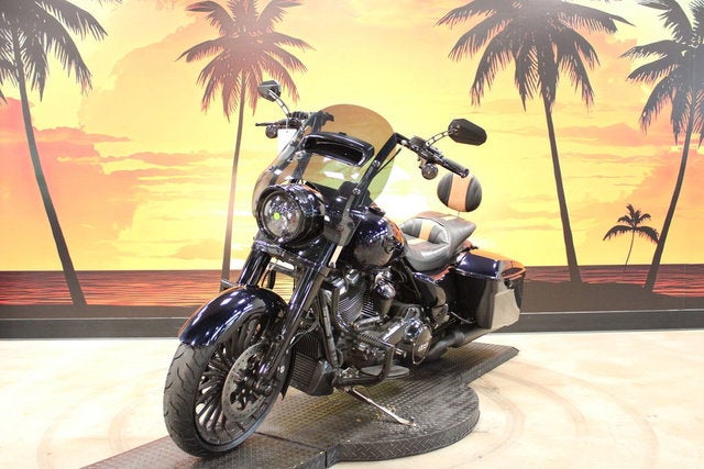 2019 Harley-Davidson FLHRXS - Road King Special Base