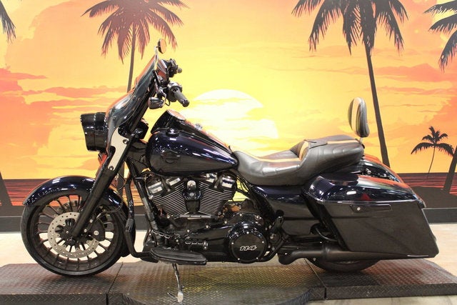 2019 Harley-Davidson FLHRXS - Road King Special Base