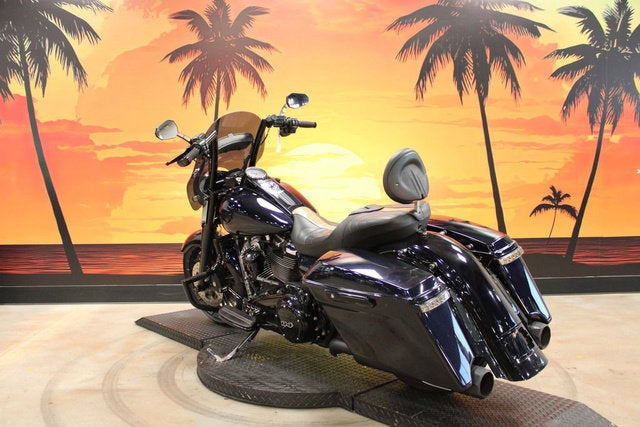 2019 Harley-Davidson FLHRXS - Road King Special Base