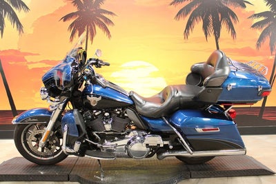 2018 Harley-Davidson FLHTK - Ultra Limited 115Th Anniversary Base