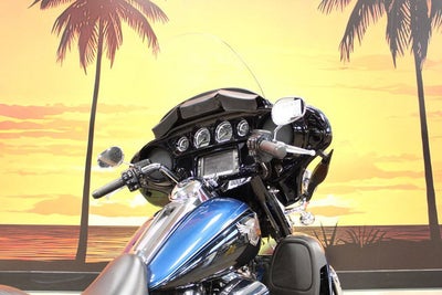 2018 Harley-Davidson FLHTK - Ultra Limited 115Th Anniversary Base