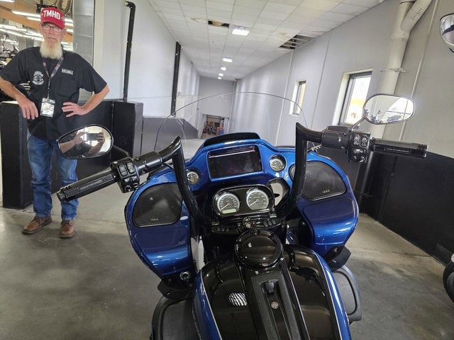 2022 Harley-Davidson FLTRK - Road Glide Limited Base