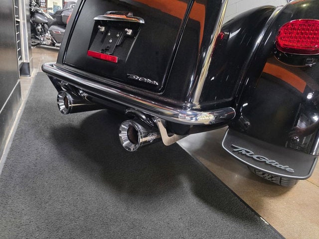 2018 Harley-Davidson Trike FLHTCUTG - Tri Glide Ultra