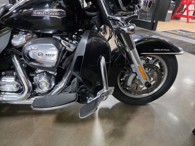 2018 Harley-Davidson Trike FLHTCUTG - Tri Glide Ultra