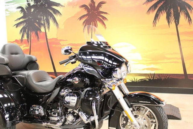 2024 Harley-Davidson Trike FLHTCUTG - Tri Glide Ultra