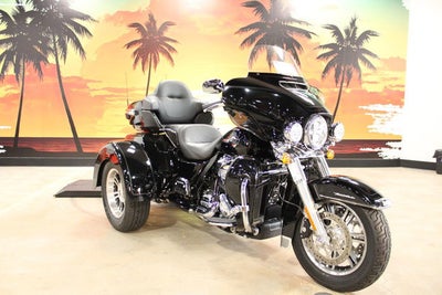 2024 Harley-Davidson Trike FLHTCUTG - Tri Glide Ultra