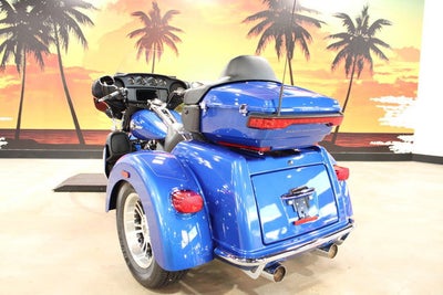 2024 Harley-Davidson Trike FLHTCUTG - Tri Glide Ultra