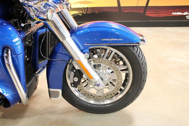 2024 Harley-Davidson Trike FLHTCUTG - Tri Glide Ultra