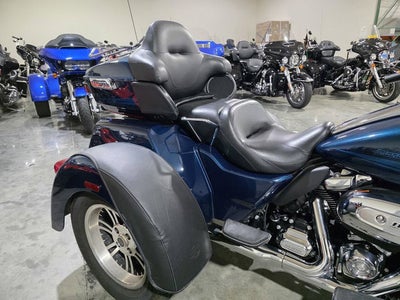 2020 Harley-Davidson Trike FLHTCUTG - Tri Glide Ultra